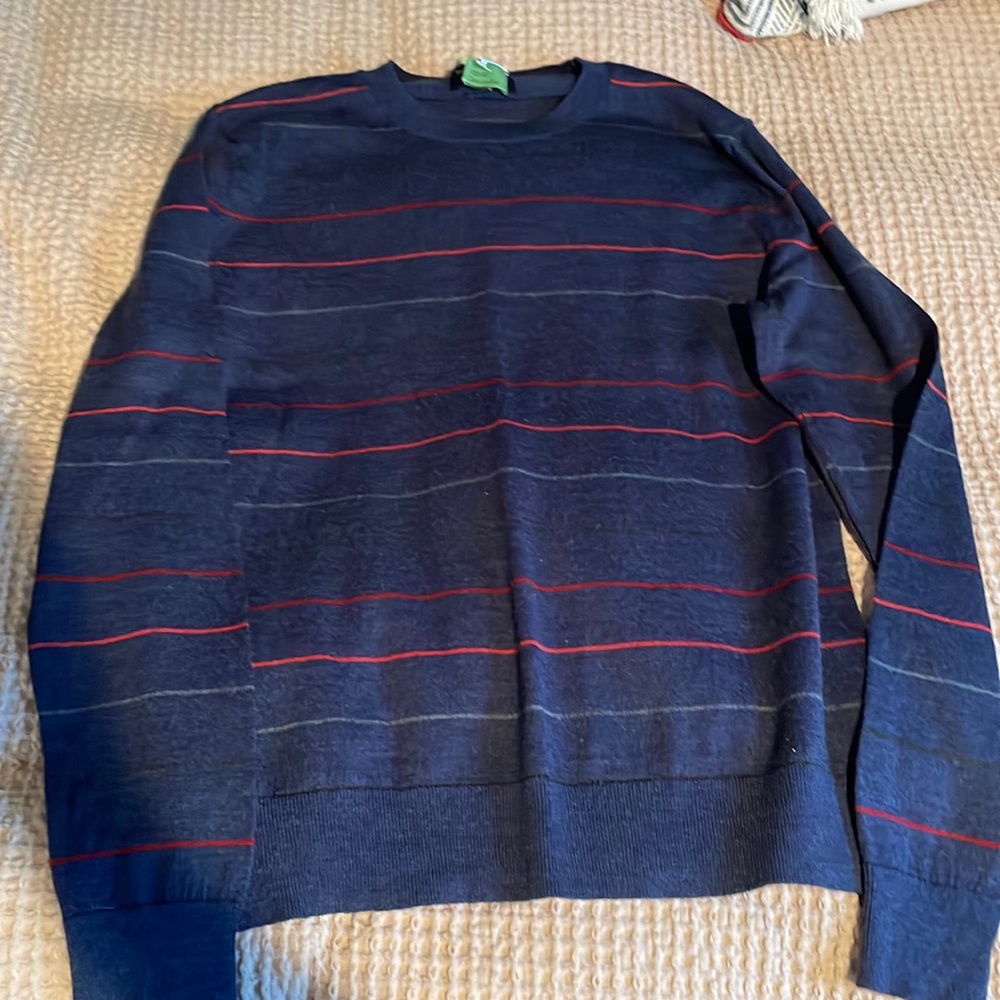 Men’s sweater
